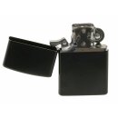 Benzinfeuerzeug "Schwarz" mit Einsatz; matt